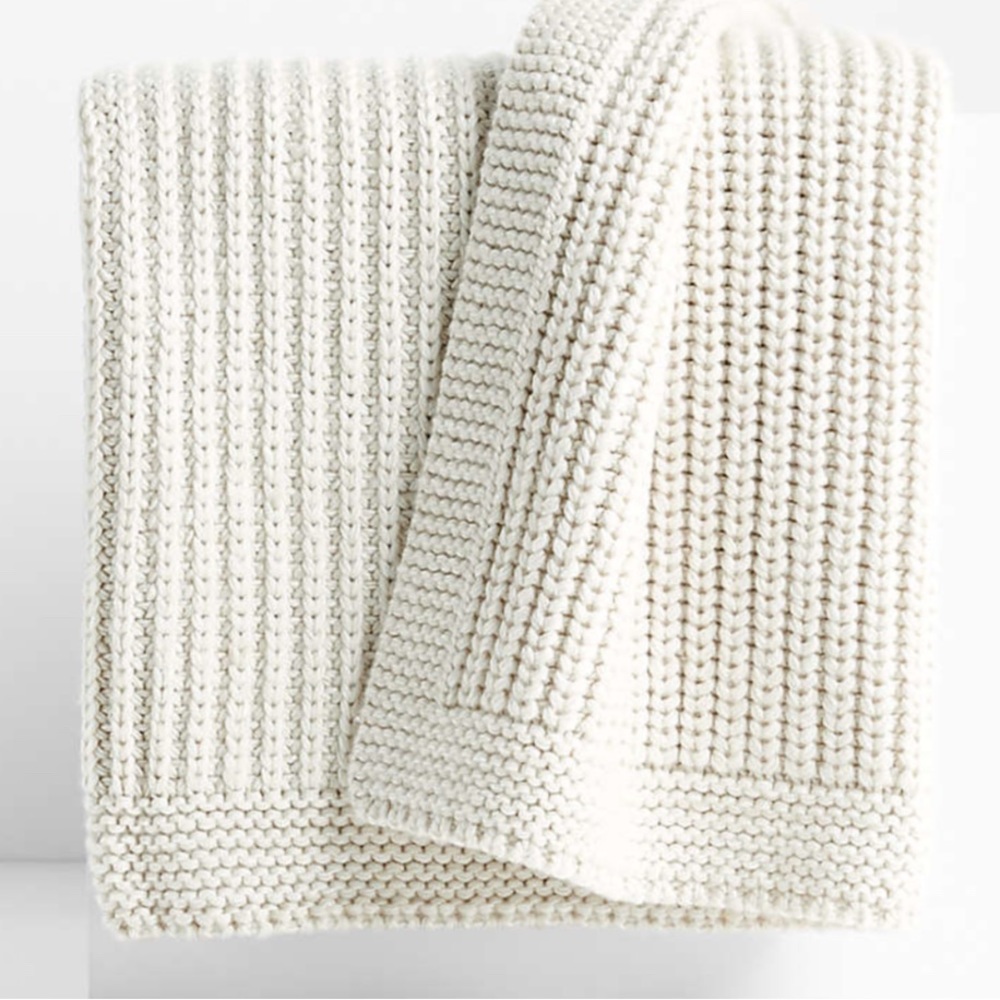 Cozy Knit Blanket in Cream Arctic Ivory Wool Blend 70x55 Knit Throw  unused